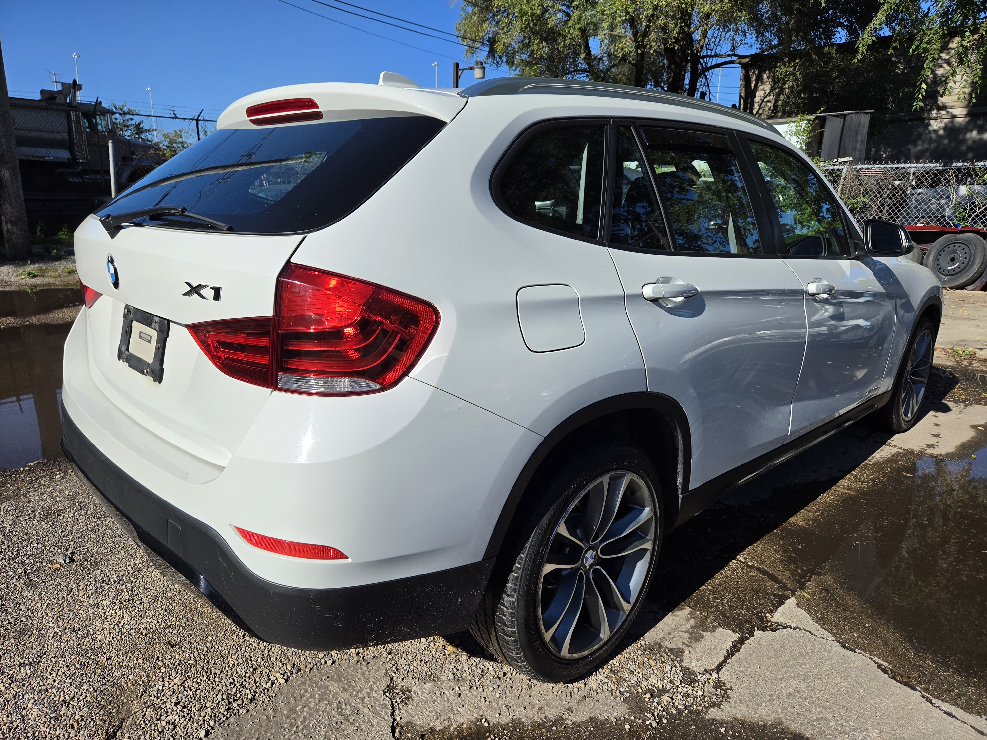 Used 2013 BMW X1 xDrive28i AWD/4WD image 4