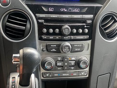 Used 2015 Honda Pilot FWD EX-L image 12