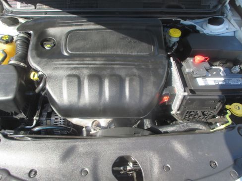 Used 2016 Dodge Dart SE image 14