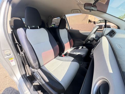 Used 2012 Toyota Yaris 2-Door Hatchback FWD image 17