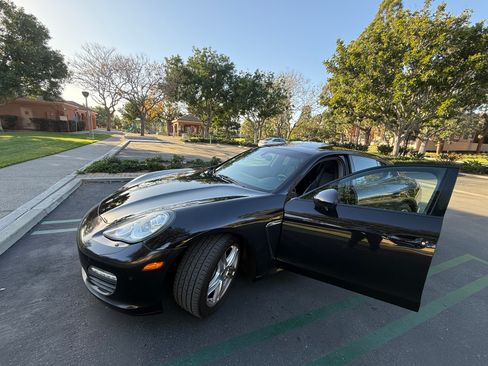 Used 2013 Porsche Panamera image 25