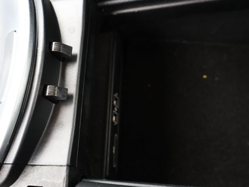 Used 2017 Mercedes-Benz C 300 Luxury image 34