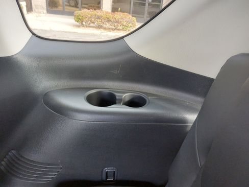 Used 2023 Nissan Armada SV image 33