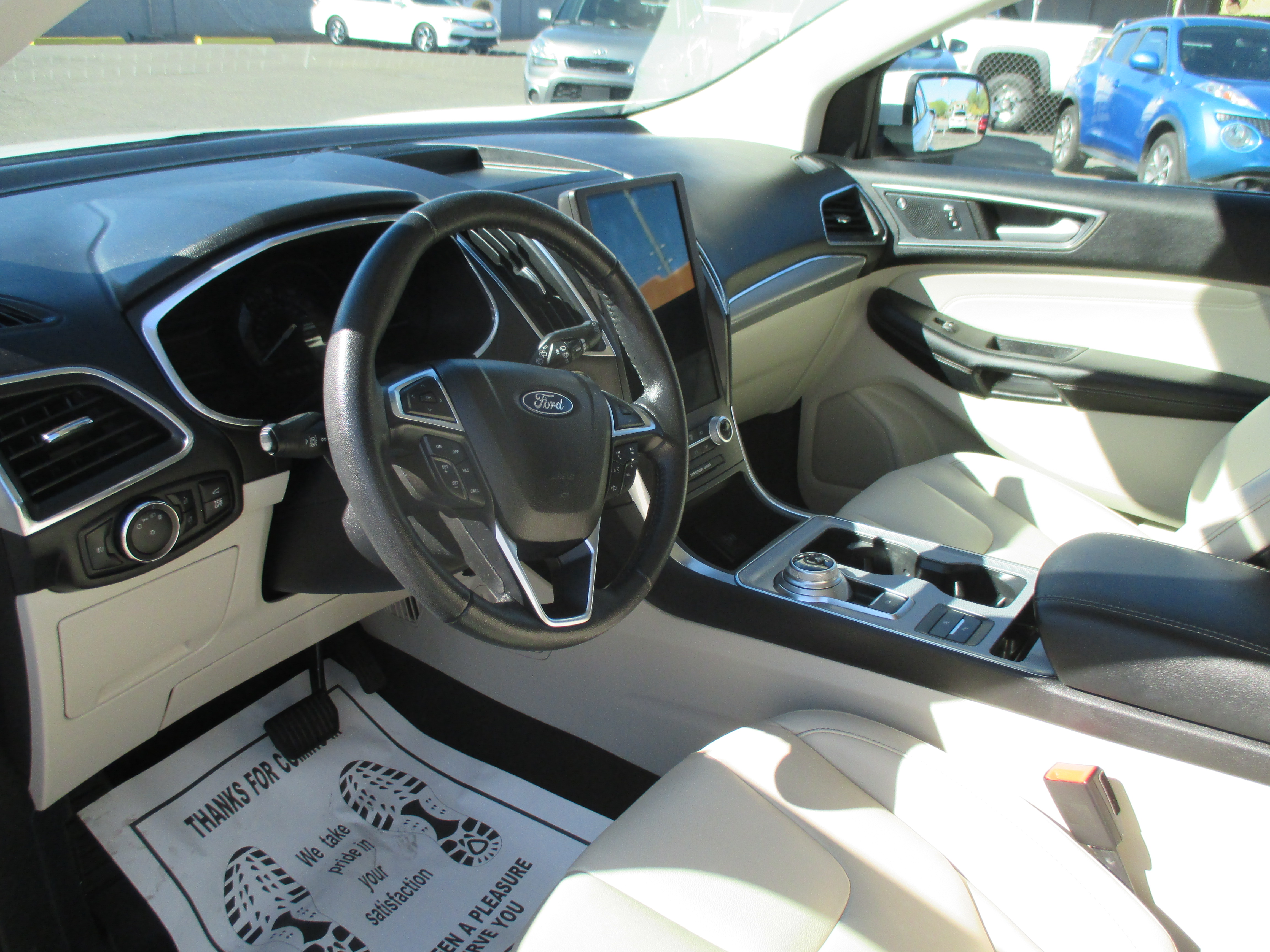 Used 2021 Ford Edge Titanium Sport Utility 4D AWD/4WD image 12