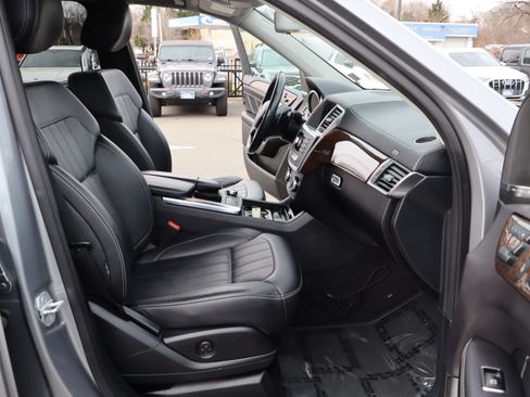 Used 2016 Mercedes-Benz GL 450 image 16