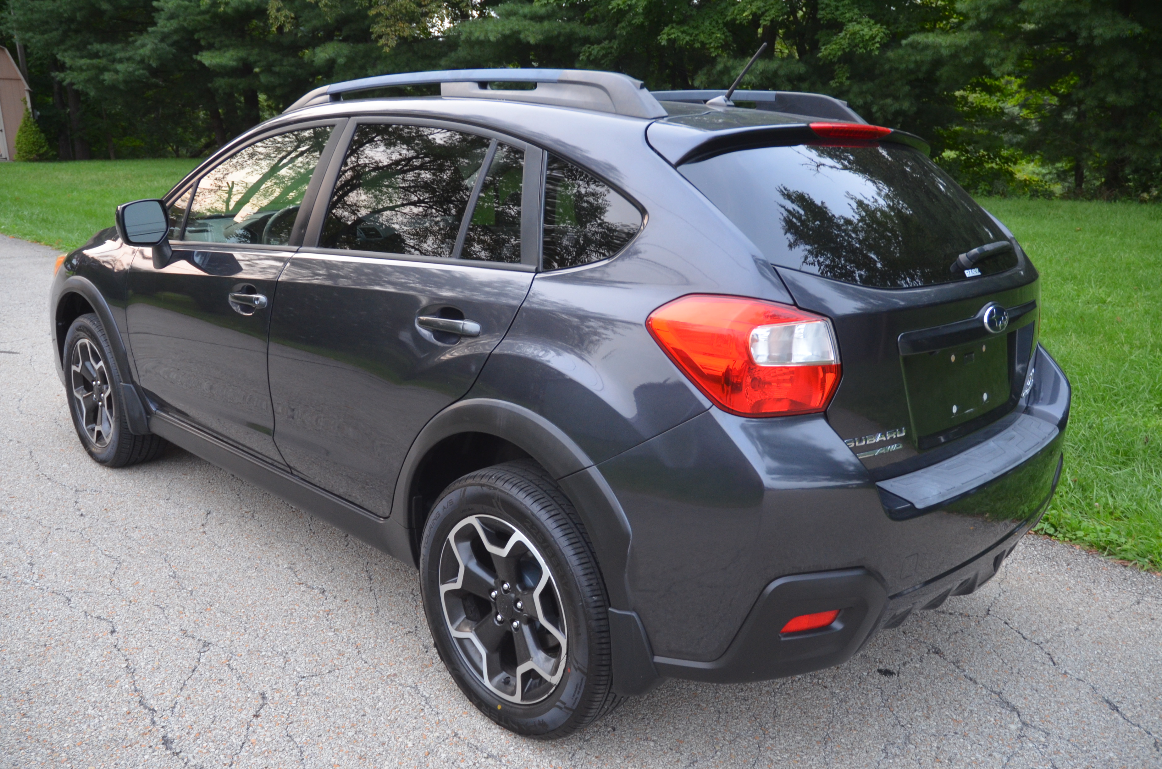 Used 2014 Subaru XV Crosstrek 2.0i Limited AWD/4WD image 3
