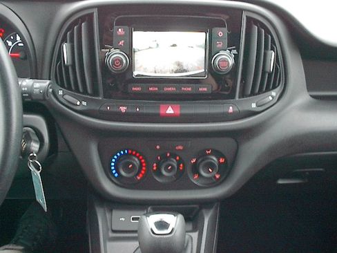 Used 2022 RAM ProMaster City Tradesman image 13