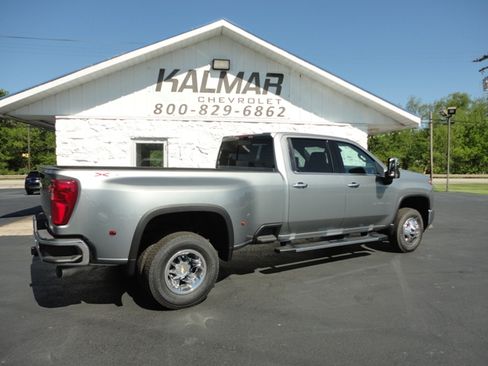 New 2026 Chevrolet Silverado 3500 4x4 Crew Cab LTZ image 11