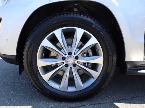 Used 2015 Mercedes-Benz GL 450 image 35