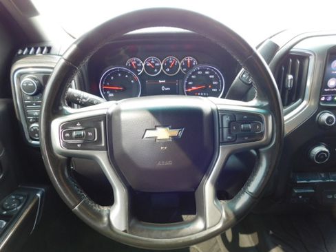 Used 2023 Chevrolet Silverado 2500 LT image 13