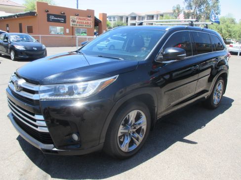 Used 2017 Toyota Highlander AWD Limited Platinum image 20