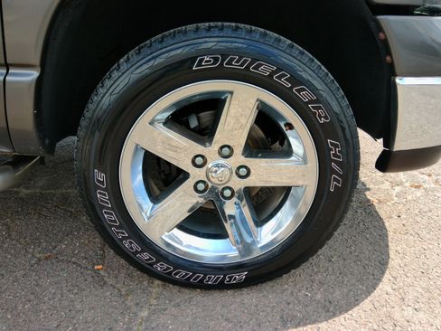 Used 2004 Dodge Ram 1500 Truck SLT image 24