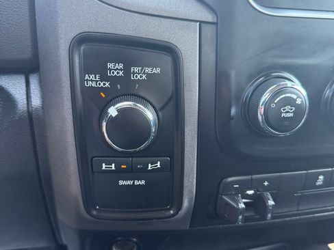 Used 2016 RAM 2500 Power Wagon Tradesman image 16