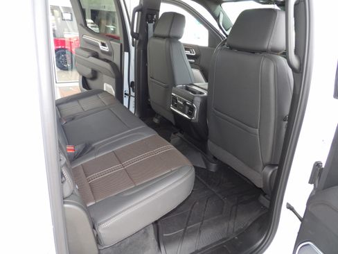 Used 2026 Chevrolet Silverado 1500 4x4 Crew Cab High Country image 28
