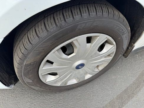 Used 2019 Ford Transit Connect XLT image 20