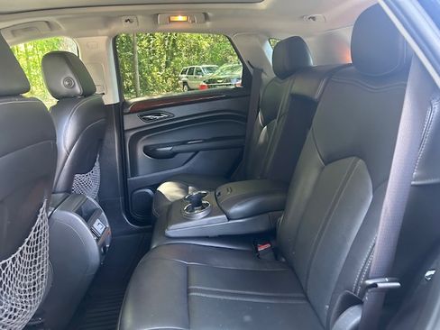 Used 2016 Cadillac SRX FWD Luxury image 23