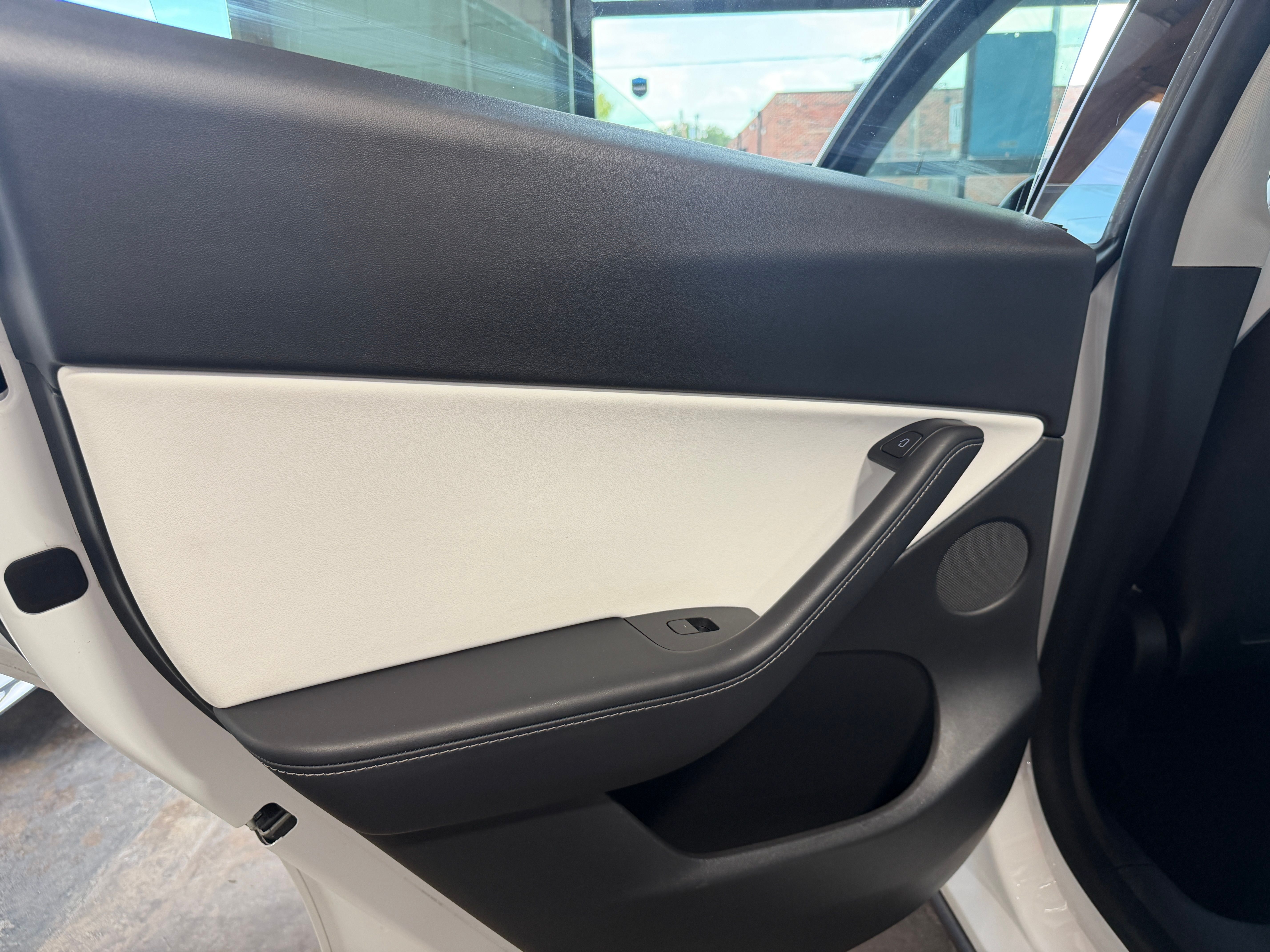 Used 2021 Tesla Model Y AWD image 21