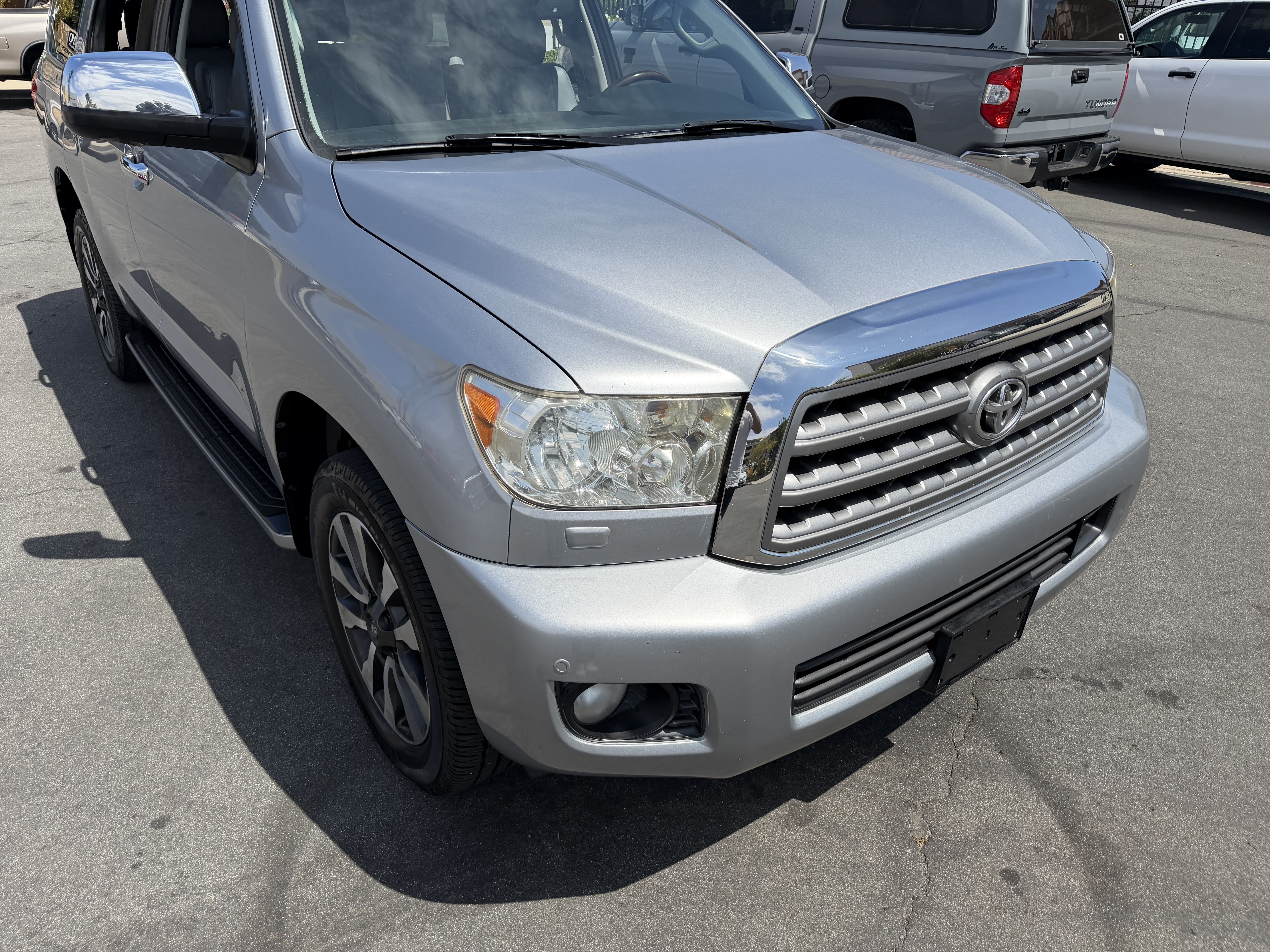 Used 2013 Toyota Sequoia Platinum AWD/4WD image 12