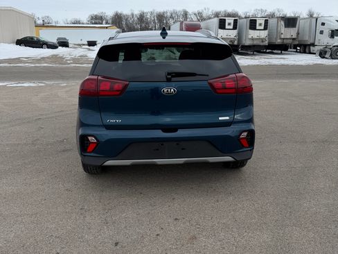 Used 2020 Kia Niro EX image 4