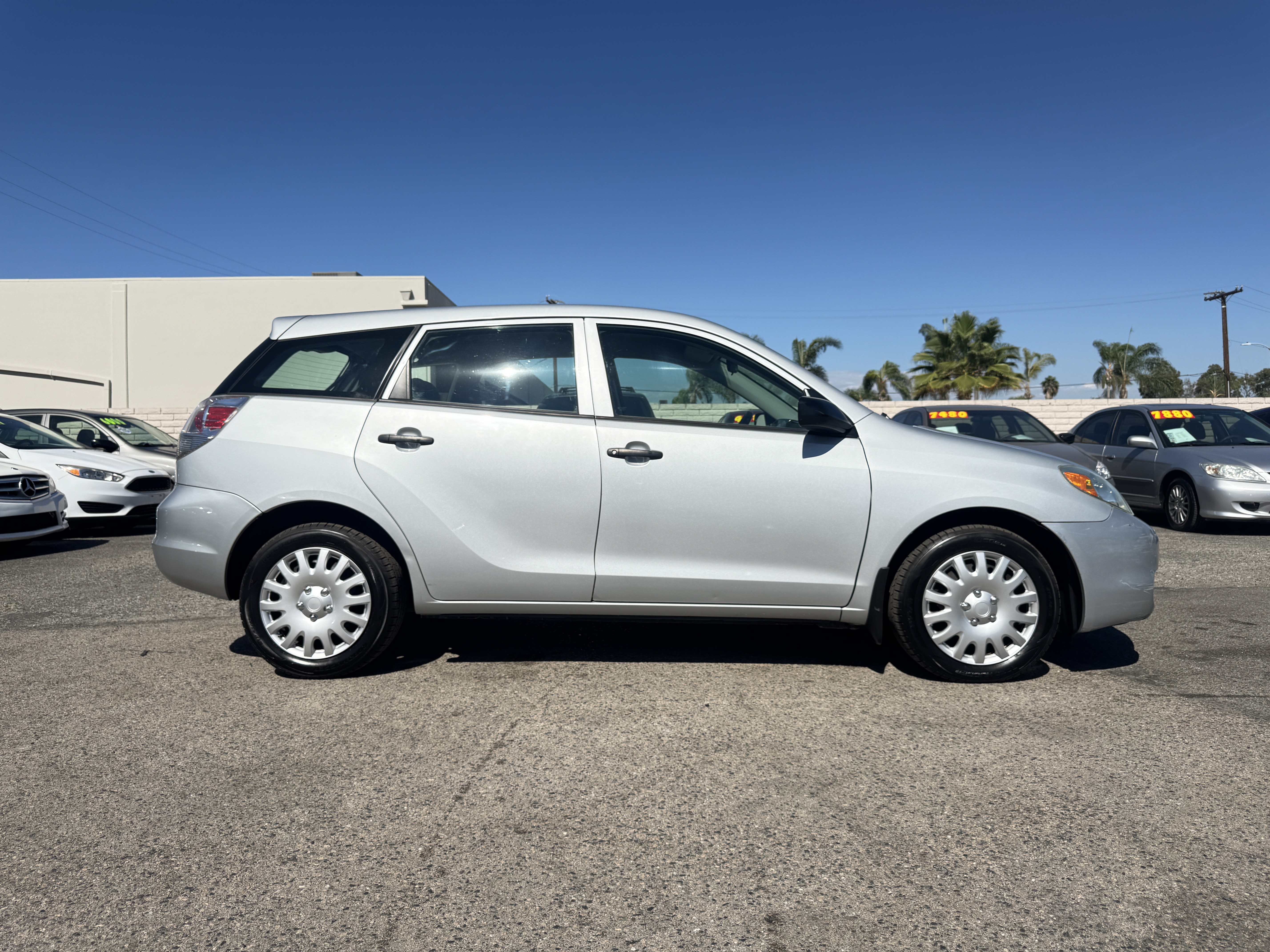 Used 2006 Toyota Matrix UNAVAIL FWD image 10
