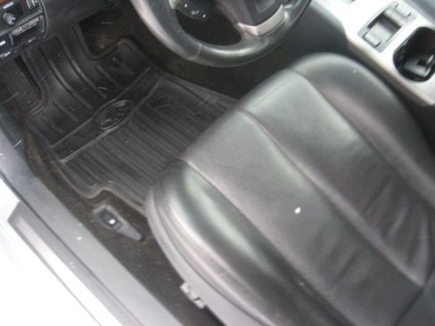 Used 2013 Subaru Legacy 2.5i Limited image 9