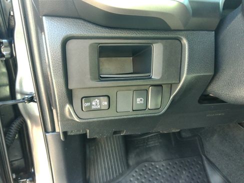 Used 2019 Toyota Tacoma 4x4 Double Cab SR5 image 45