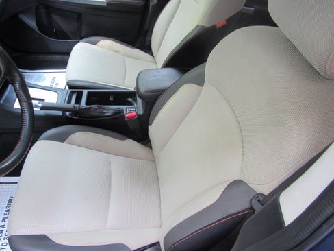Used 2016 Subaru Crosstrek 2.0i Premium AWD/4WD image 11
