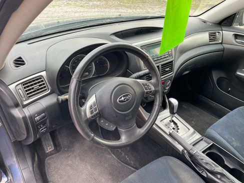 Used 2011 Subaru Impreza 2.5i Premium image 10