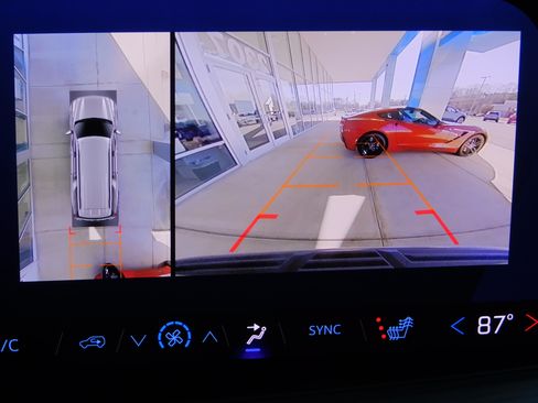 Used 2025 Chevrolet Suburban Z71 image 23