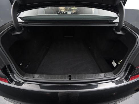 Used 2019 BMW 750i xDrive w/ Executive Package image 54