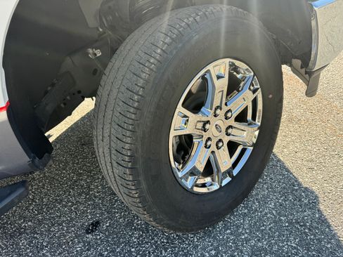 Used 2023 Ford F150 XLT image 23