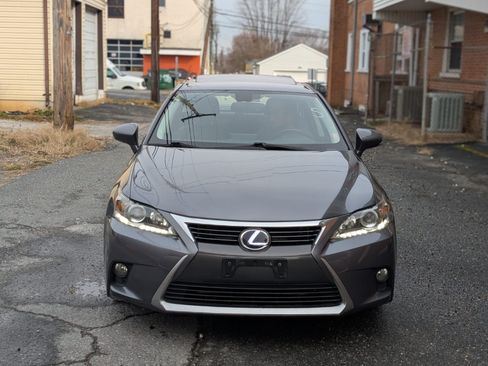 Used 2015 Lexus CT 200h image 9