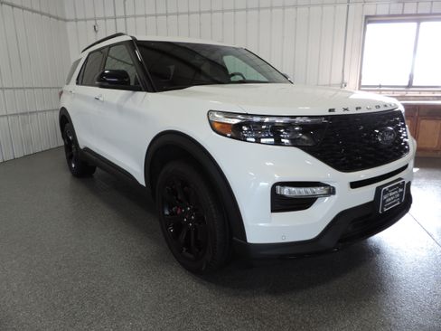 Used 2023 Ford Explorer 4WD ST image 10
