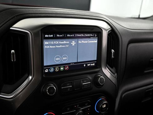 Used 2019 Chevrolet Silverado 1500 RST image 31