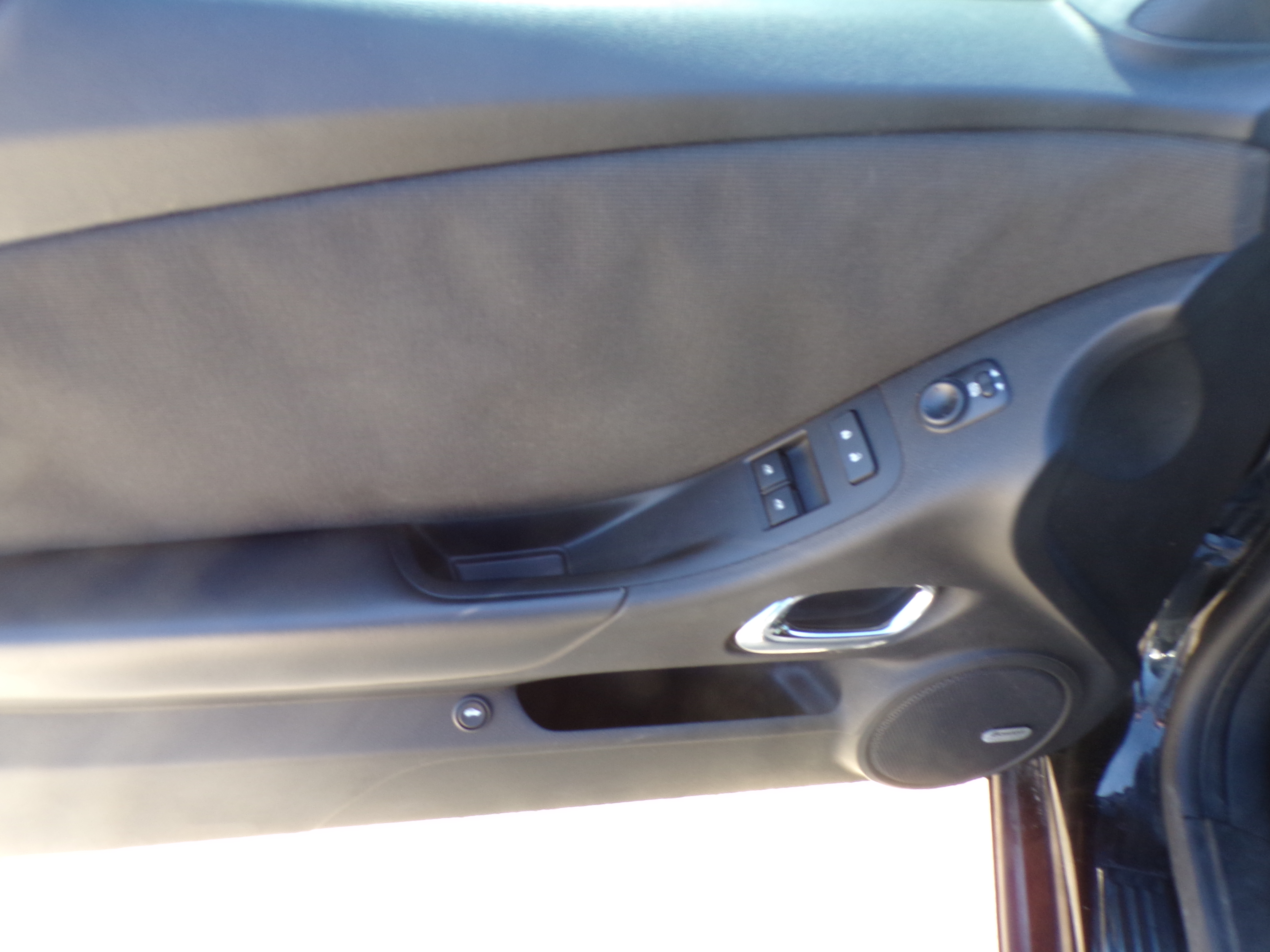Used 2014 Chevrolet Camaro LT RWD image 9