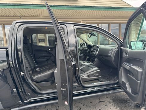 Used 2017 Chevrolet Colorado ZR2 image 18