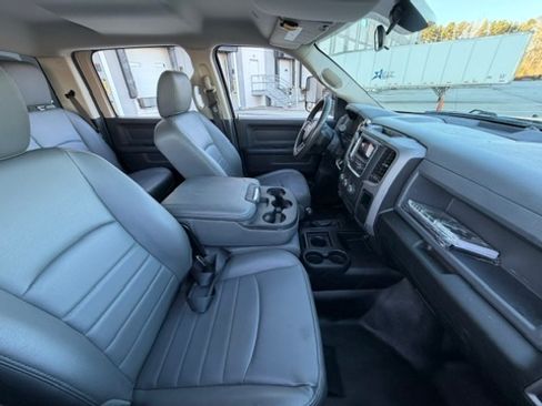 Used 2017 RAM 3500 Tradesman image 4