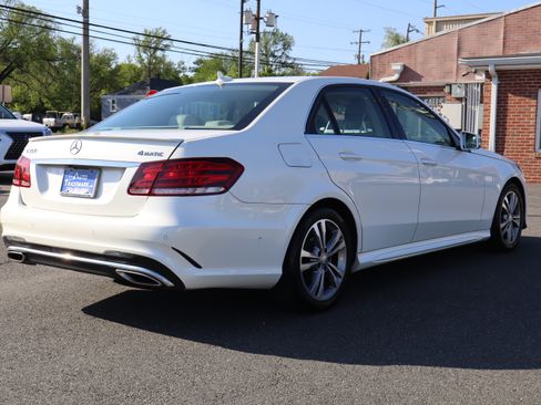 Used 2014 Mercedes-Benz E 350 4MATIC Sport image 8