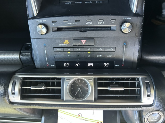 Used 2016 Lexus IS 300 AWD image 16