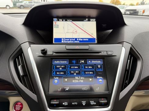 Used 2016 Acura MDX SH image 11