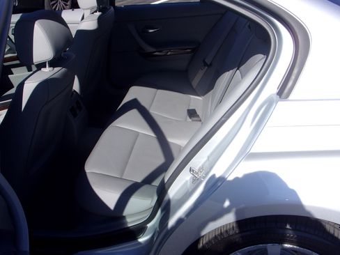 Used 2011 BMW 328i image 20