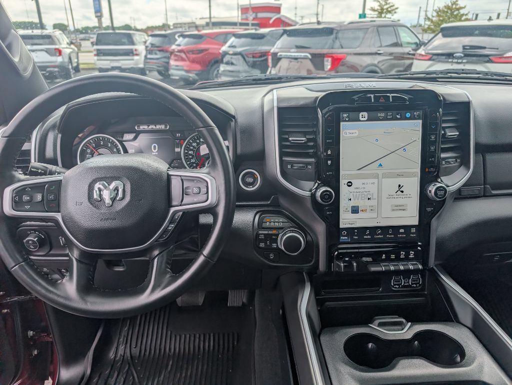 Used 2023 RAM 1500 4x4 Crew Cab Big Horn image 10