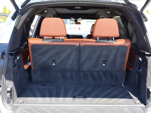 Used 2020 BMW X7 xDrive40i w/ M-Sport Package image 55