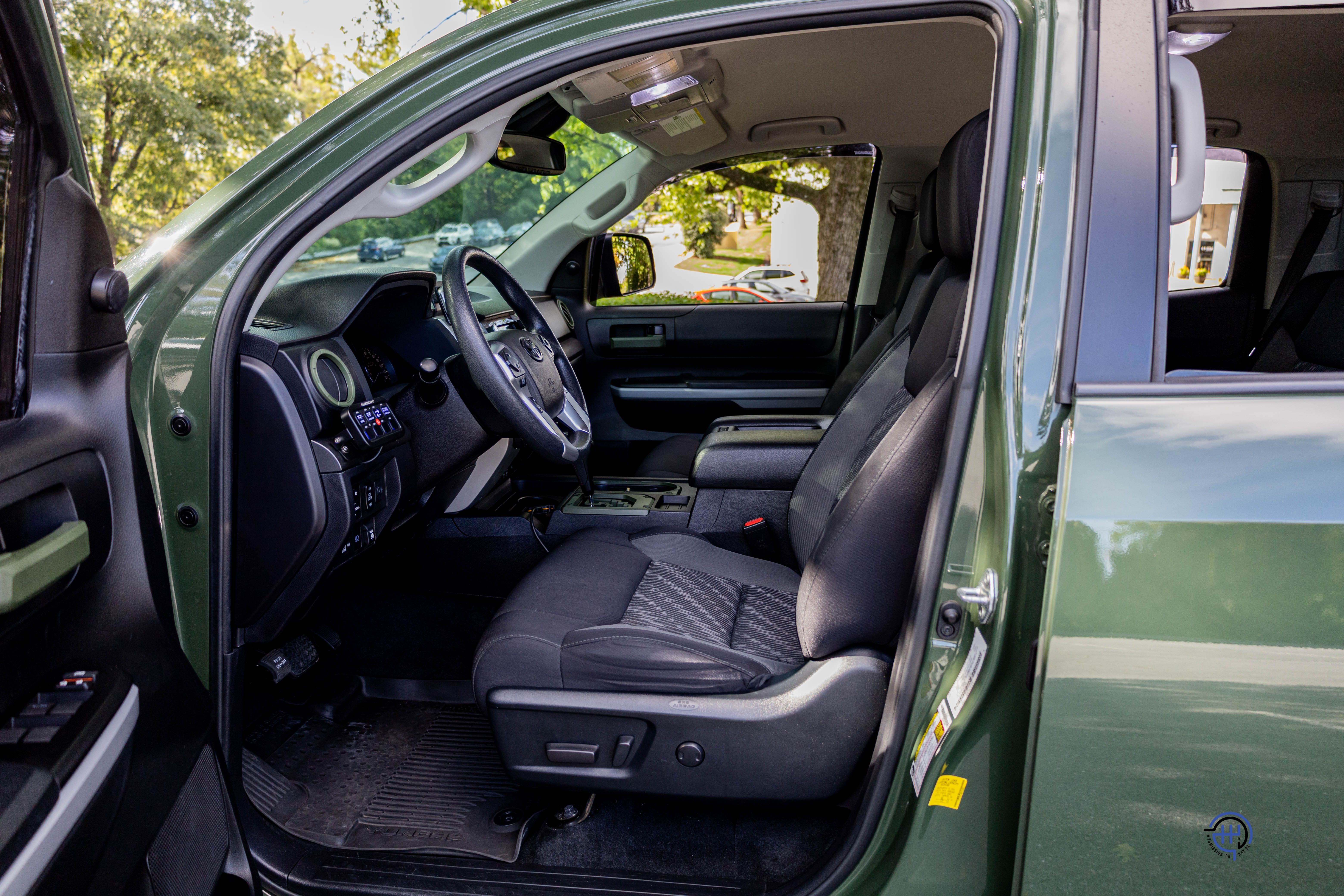 Used 2021 Toyota Tundra 4x4 CrewMax image 29