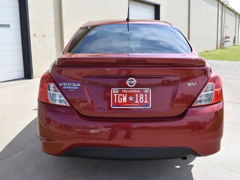Used 2019 Nissan Versa SV FWD image 11
