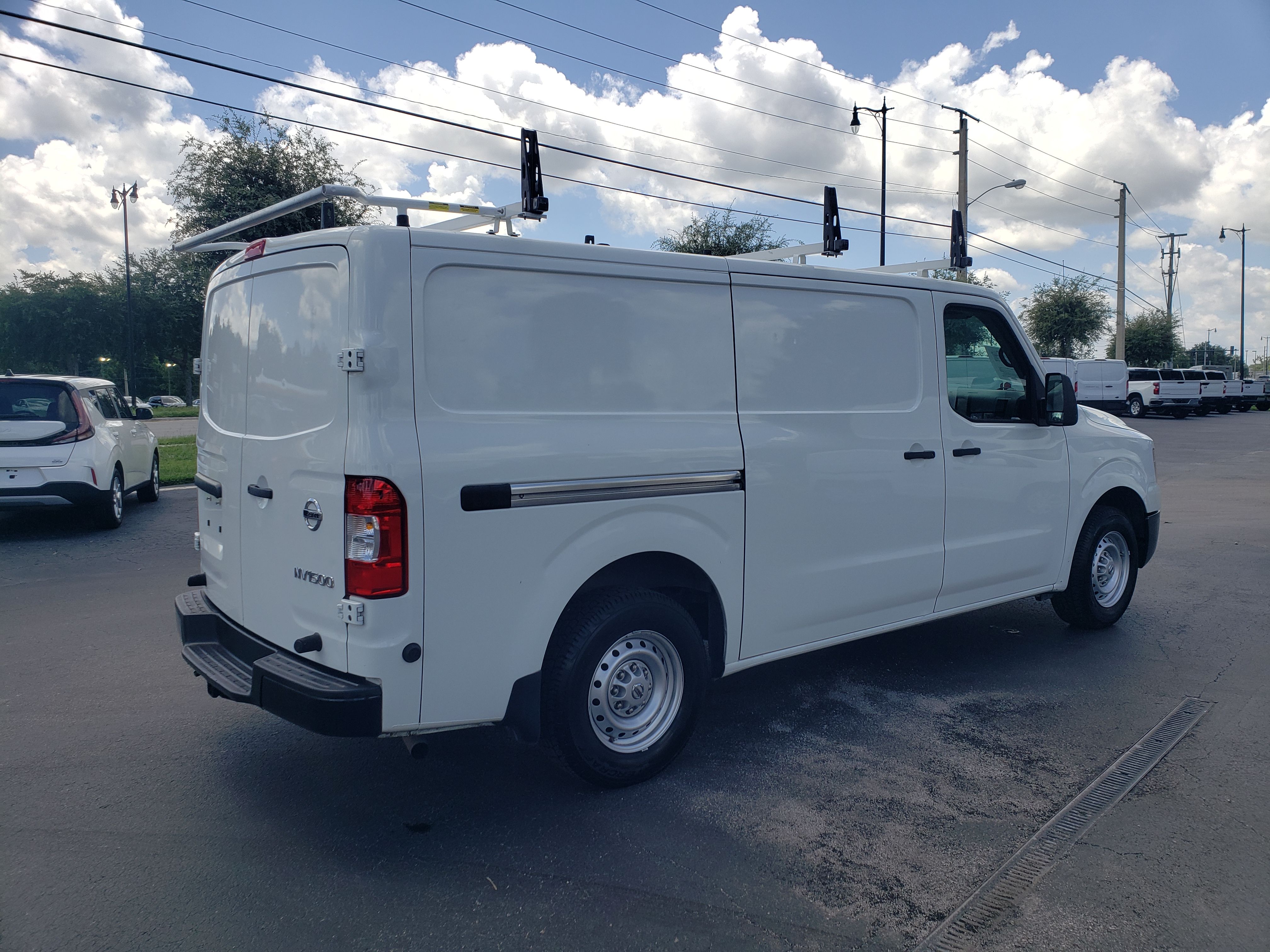 Used 2021 Nissan NV 1500 S RWD image 5