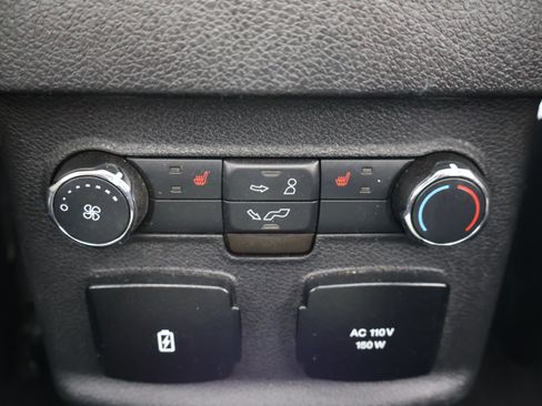 Used 2018 Ford Explorer Platinum image 26