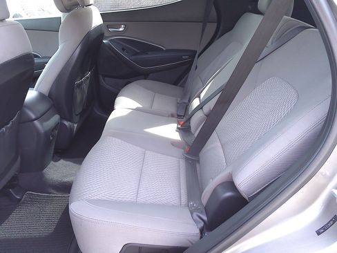 Used 2018 Hyundai Santa Fe Sport image 8
