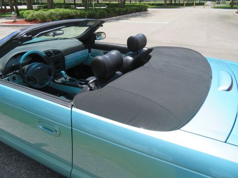 Used 2002 Ford Thunderbird UNAVAIL RWD image 37