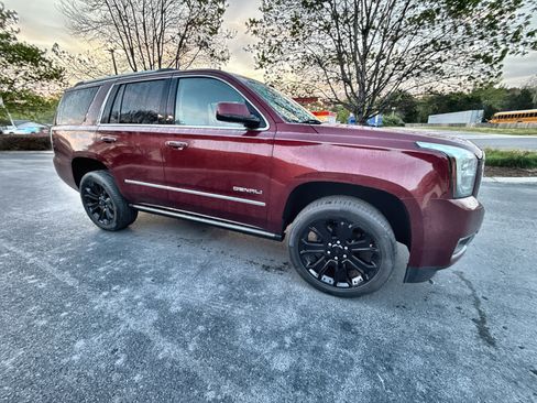 Used 2018 GMC Yukon 2WD Denali image 5